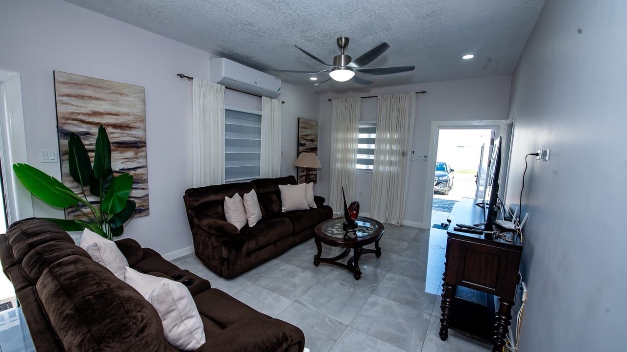 Photo of Livingroom in Portmore