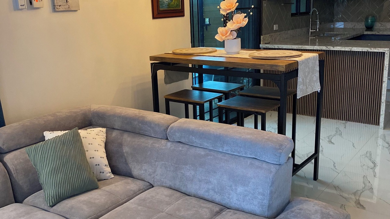 Photo of Livingroom in Caribbean Estates