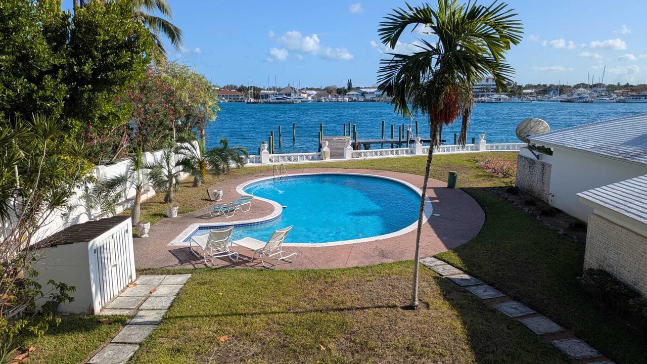 Photo of Outdoor in Paradise Island