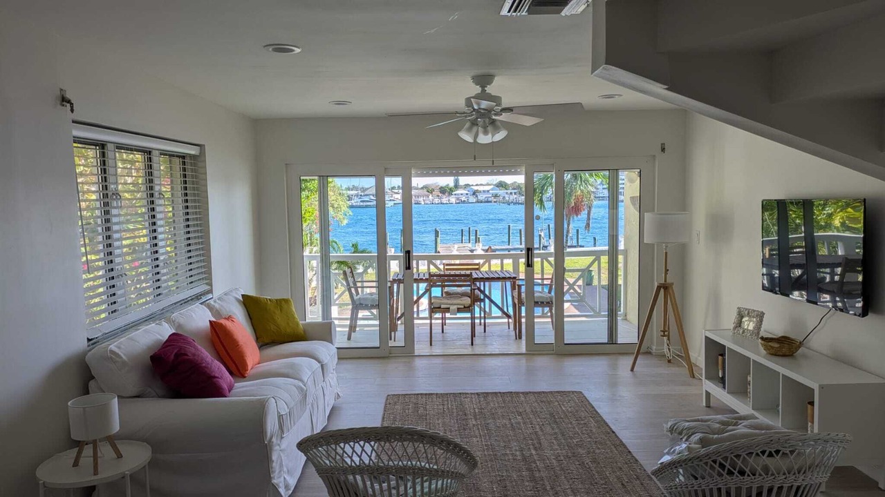 Photo of Livingroom in Paradise Island
