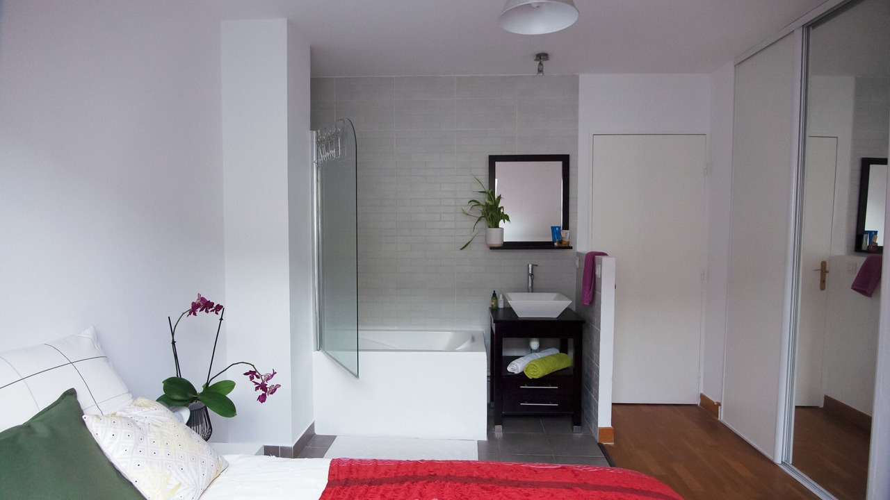 Photo of Bedroom in Petit-Ivry