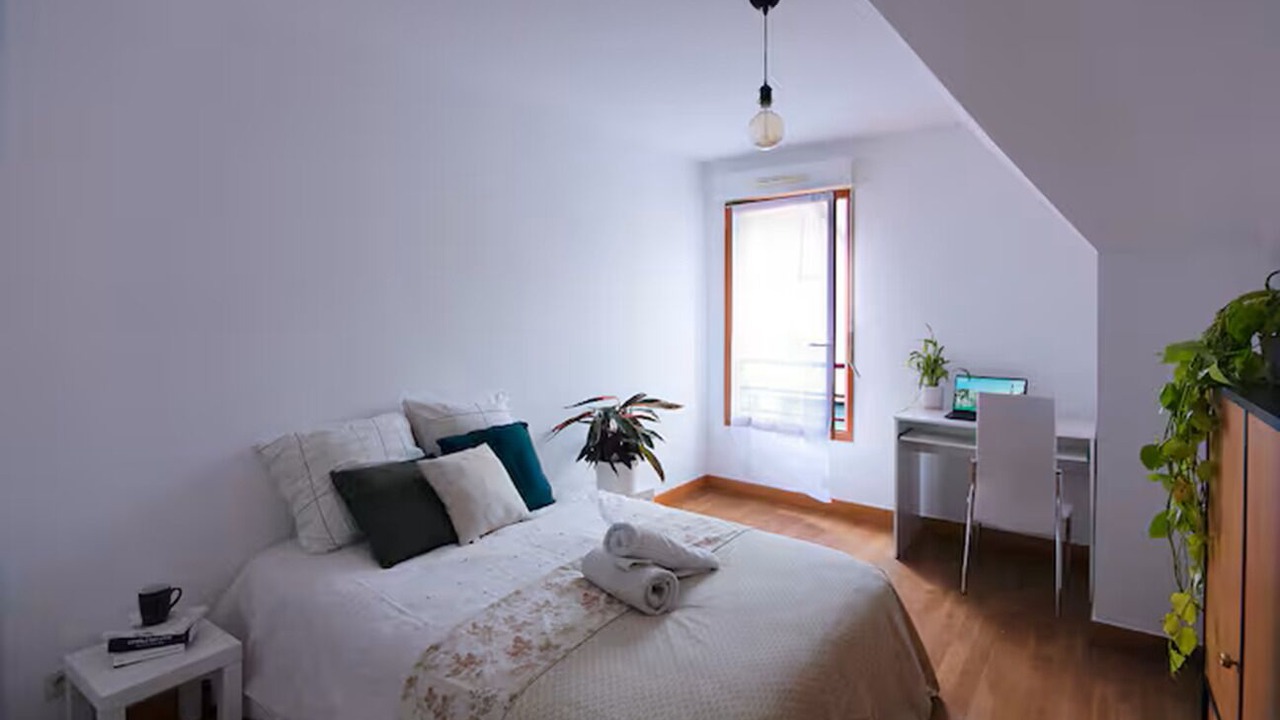 Photo of Bedroom in Petit-Ivry