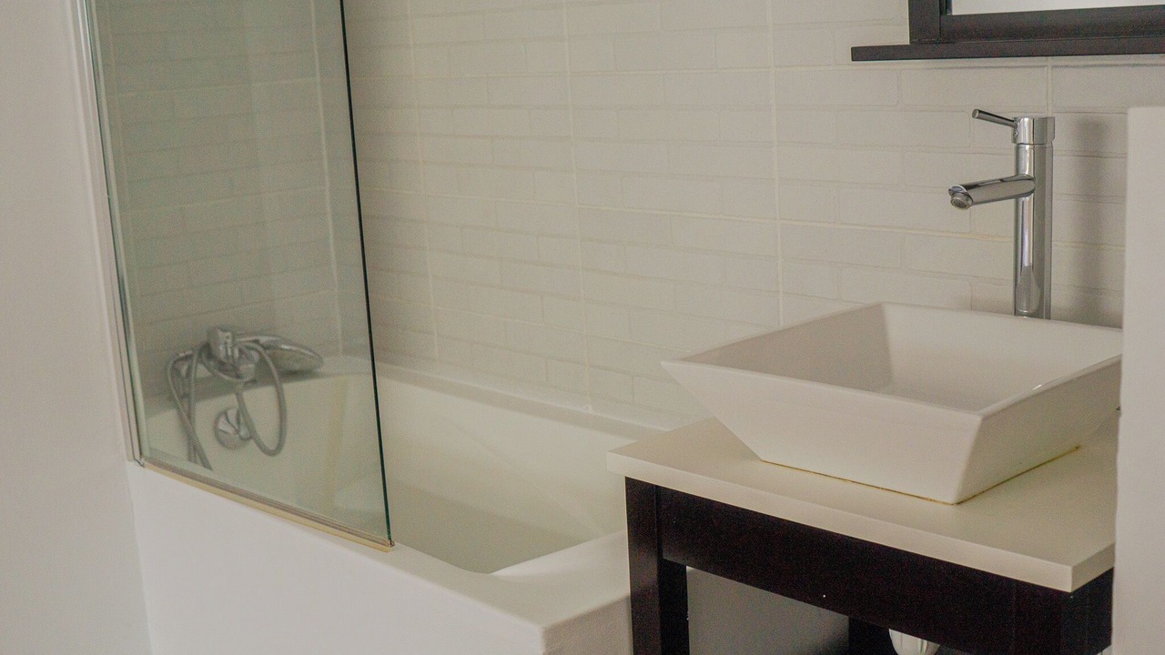 Photo of Bathroom in Petit-Ivry