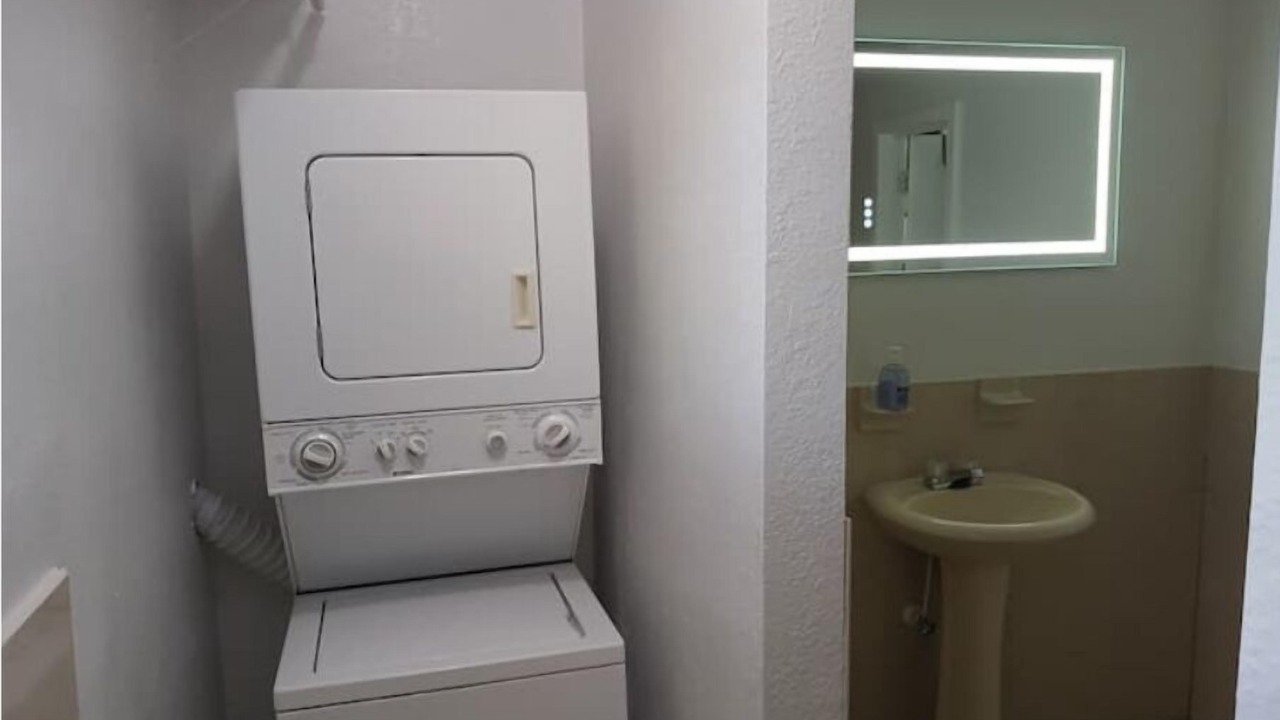 Photo of Bathroom in Regency Park
