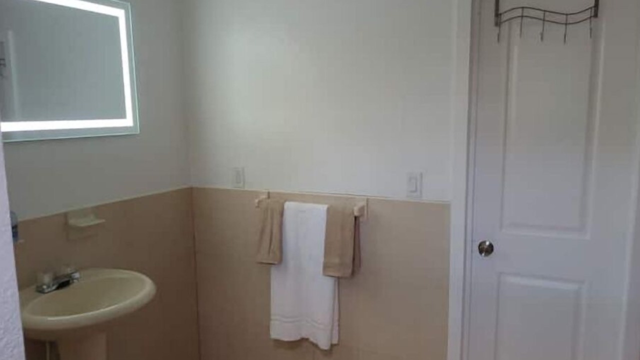 Photo of Bathroom in Regency Park