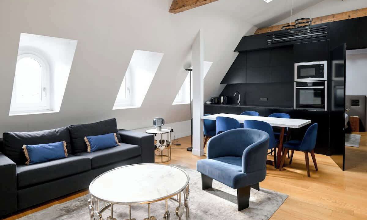Photo of Livingroom in Champs-Elysees