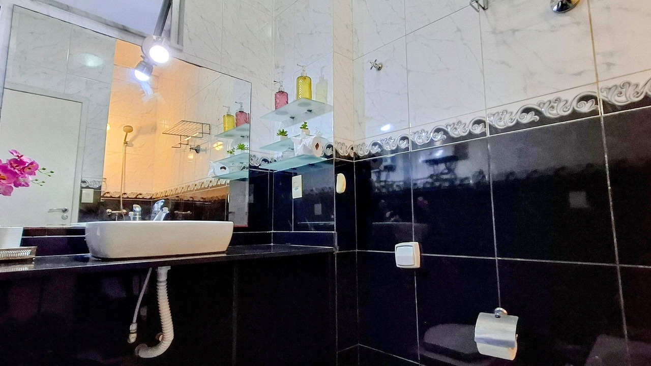 Photo of Bathroom in Catete