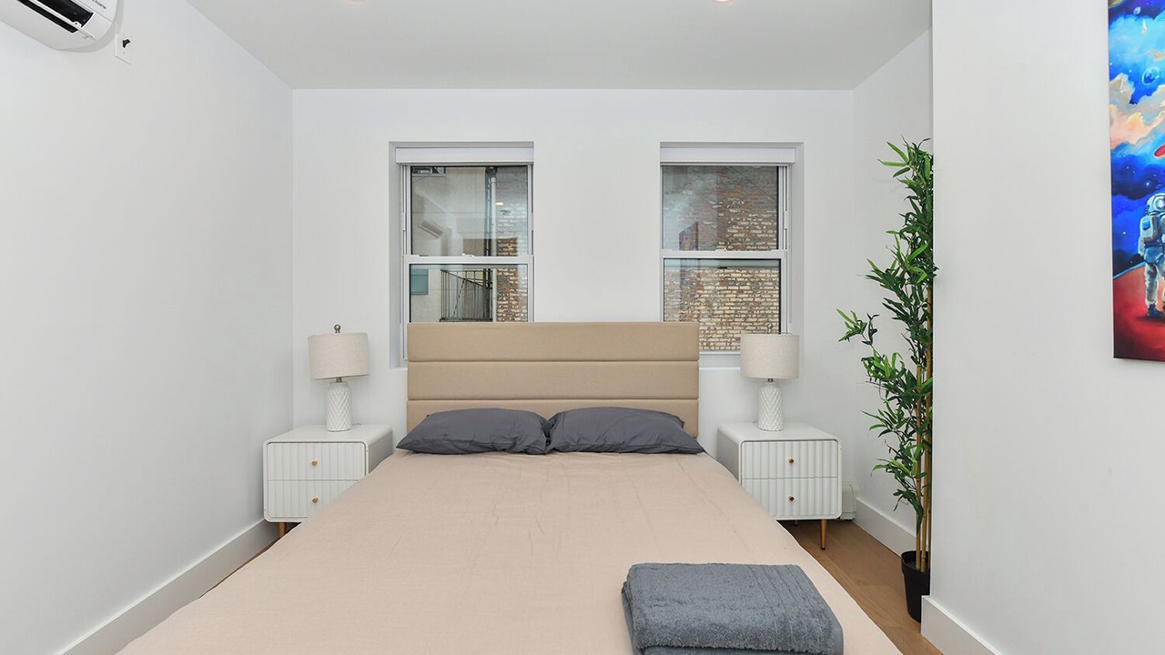 Photo of Bedroom in Turtle Bay