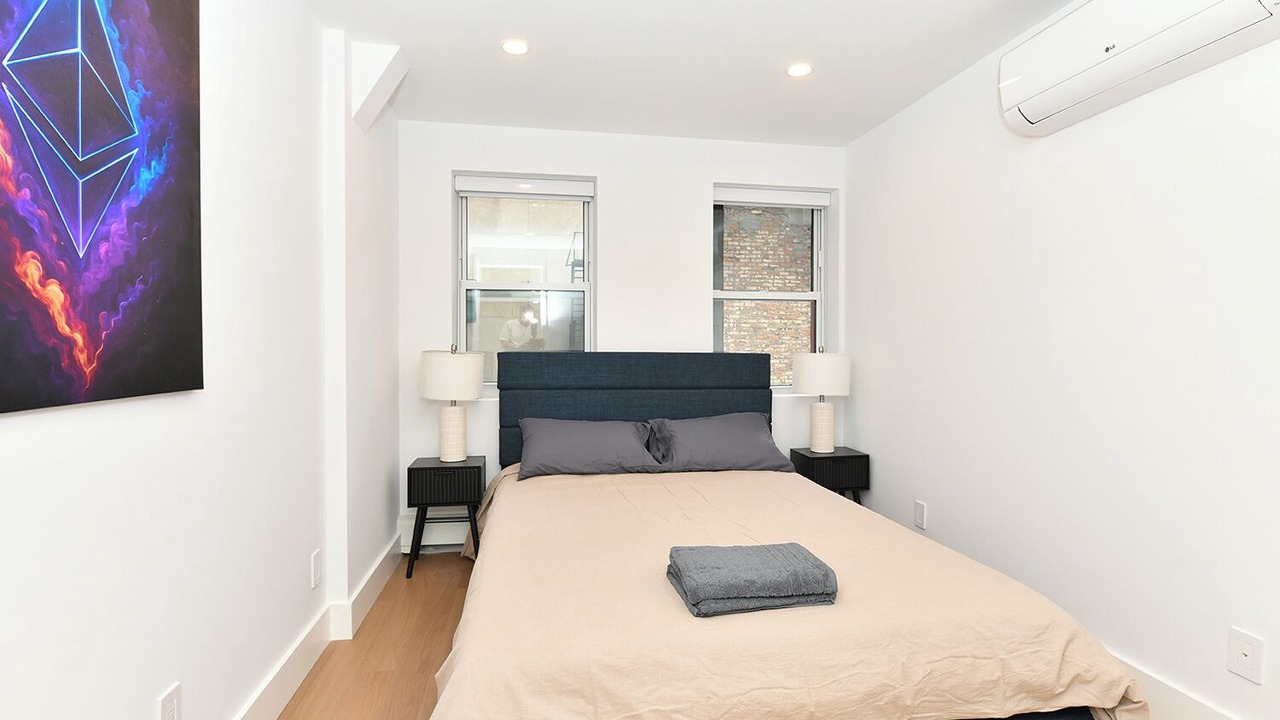 Photo of Bedroom in Turtle Bay