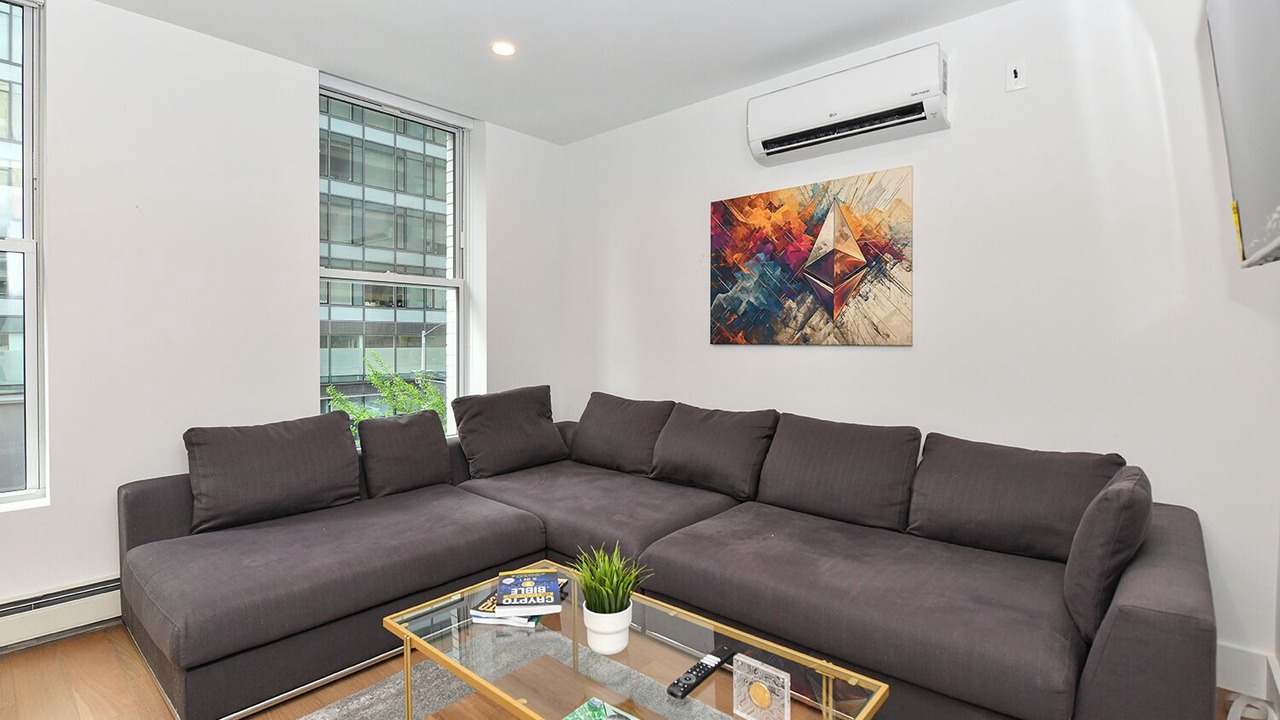 Photo of Livingroom in Turtle Bay
