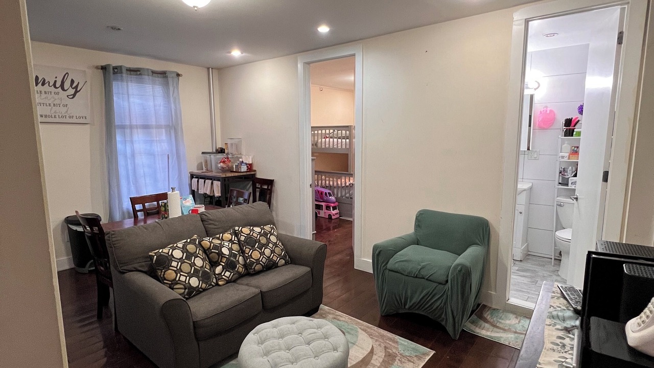 Photo of Livingroom in Washington Heights