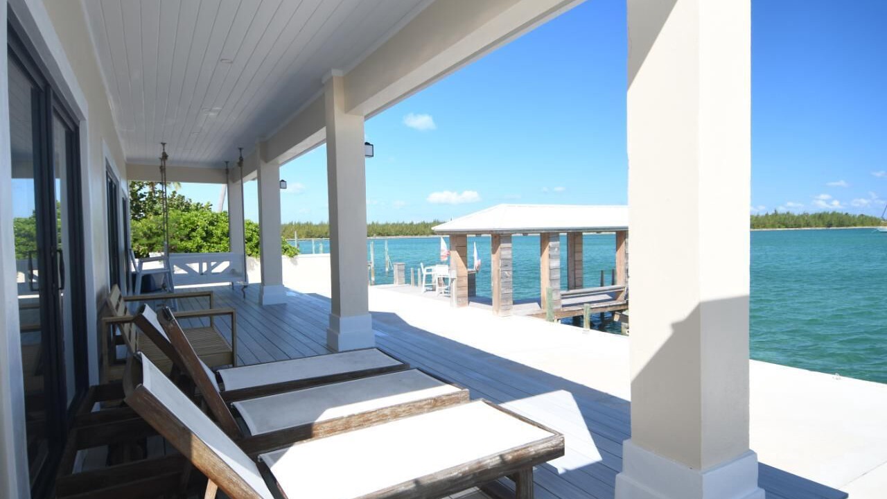 Photo of Patio Balcony in Treasure Cay