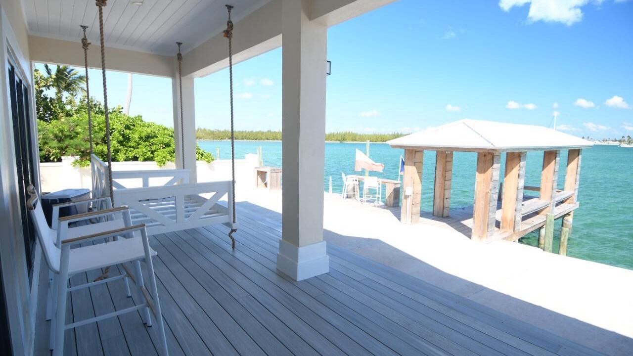 Photo of Patio Balcony in Treasure Cay