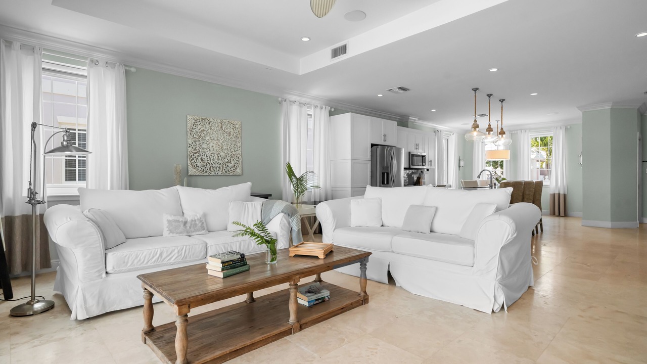 Photo of Livingroom in Nassau