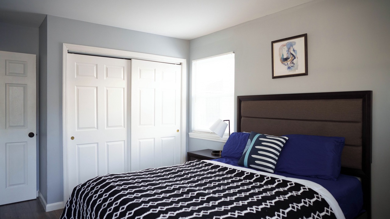Photo of Bedroom in Arverne