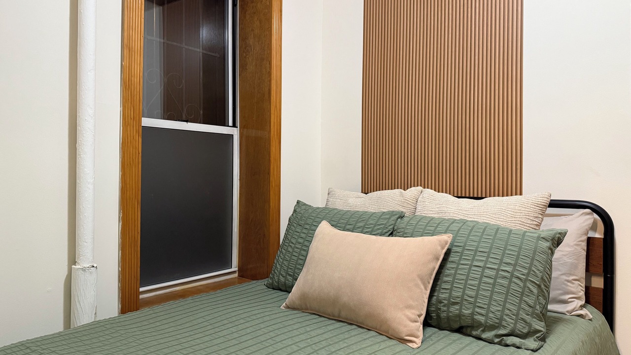 Photo of Bedroom in Midtown West