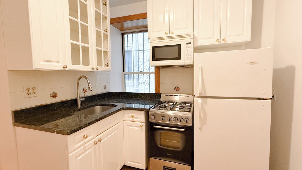 Photo of Kitchen in Midtown West