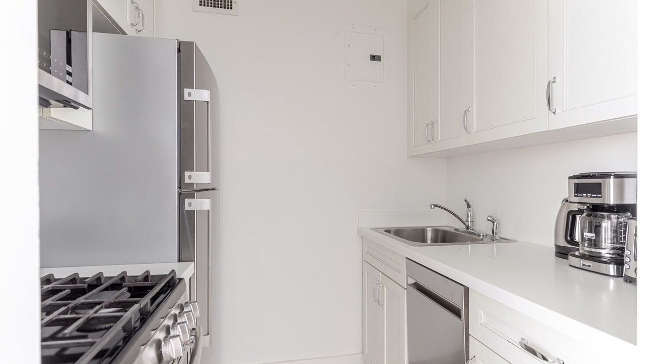 Photo of Kitchen in Sutton Place