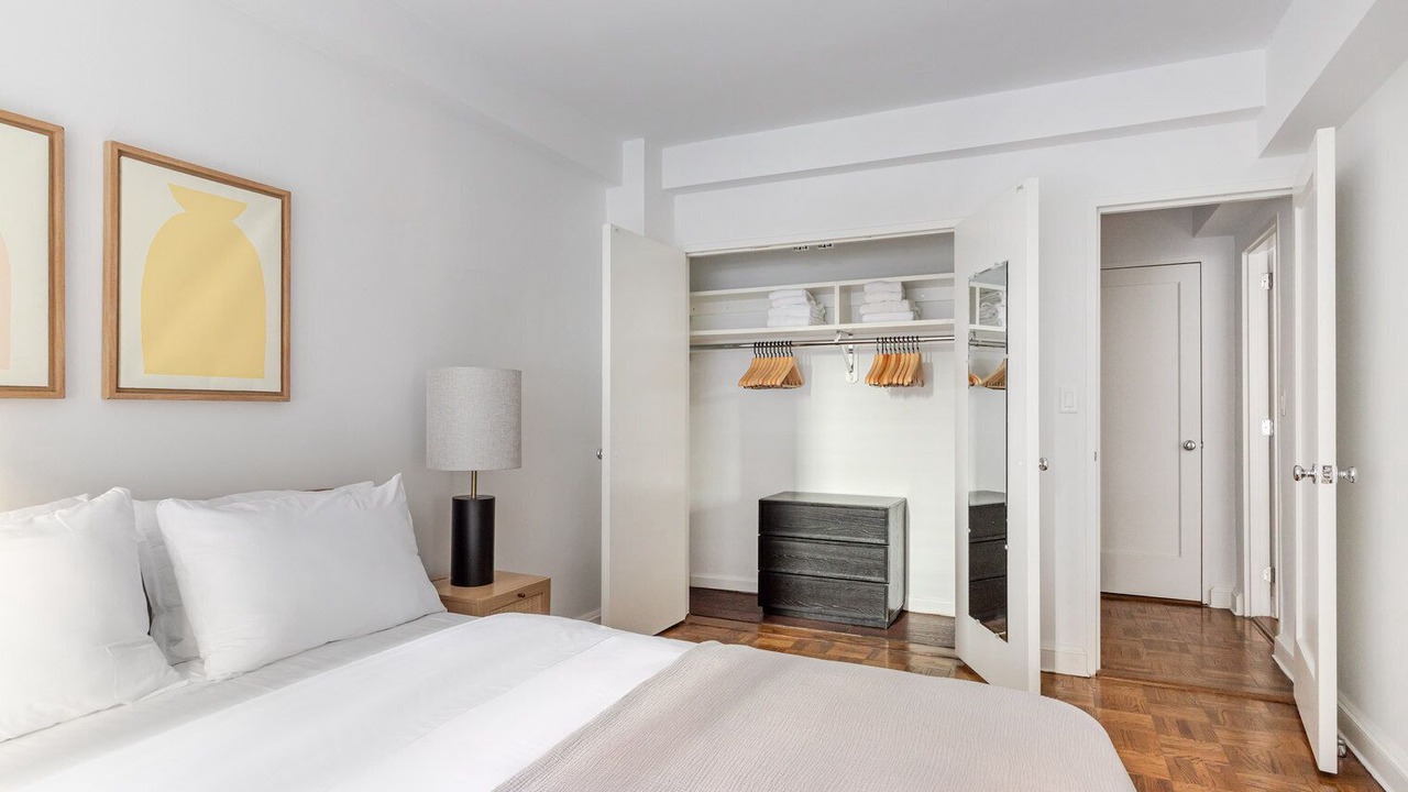 Photo of Bedroom in Sutton Place