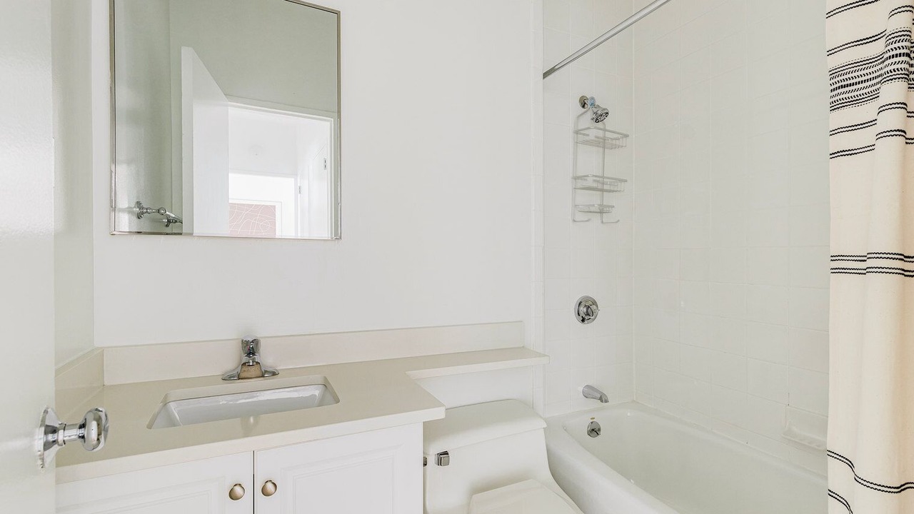 Photo of Bathroom in Sutton Place