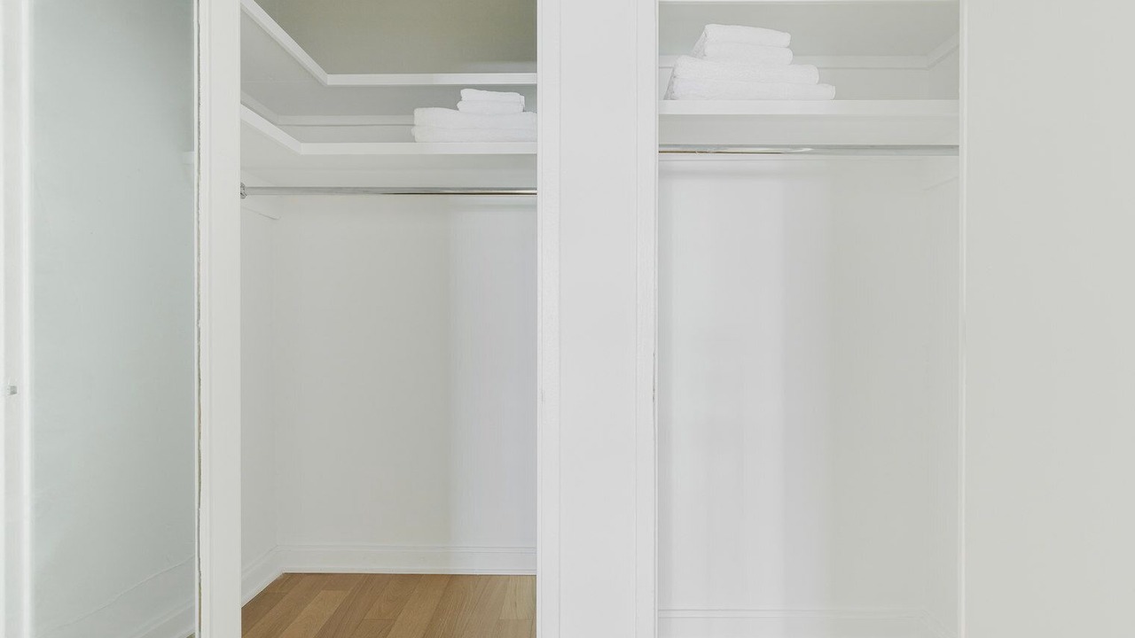 Photo of Others in Sutton Place