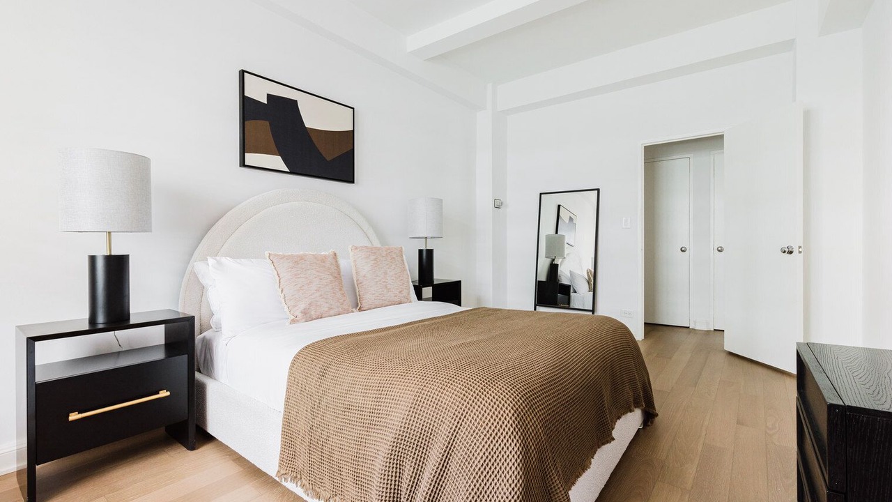 Photo of Bedroom in Sutton Place