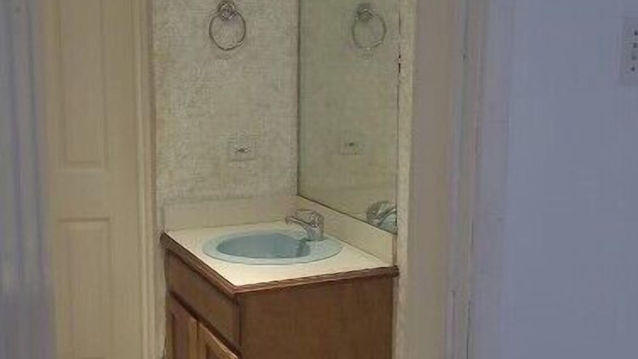 Photo of Bathroom in Crawford