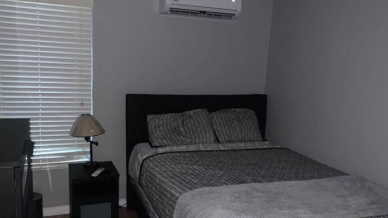 Photo of Bedroom in Bahamas Terrace