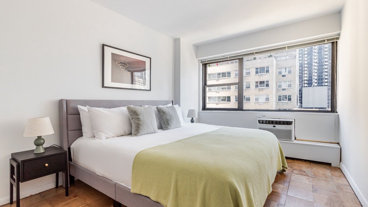 Photo of Bedroom in Turtle Bay