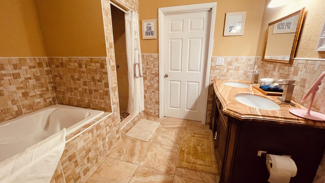 Photo of Bathroom in Jimmy Hill