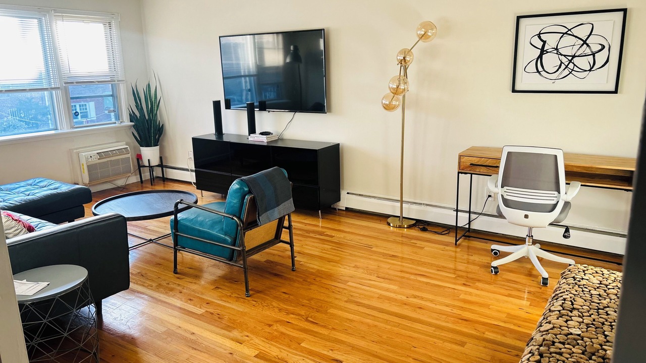 Photo of Livingroom in Canarsie