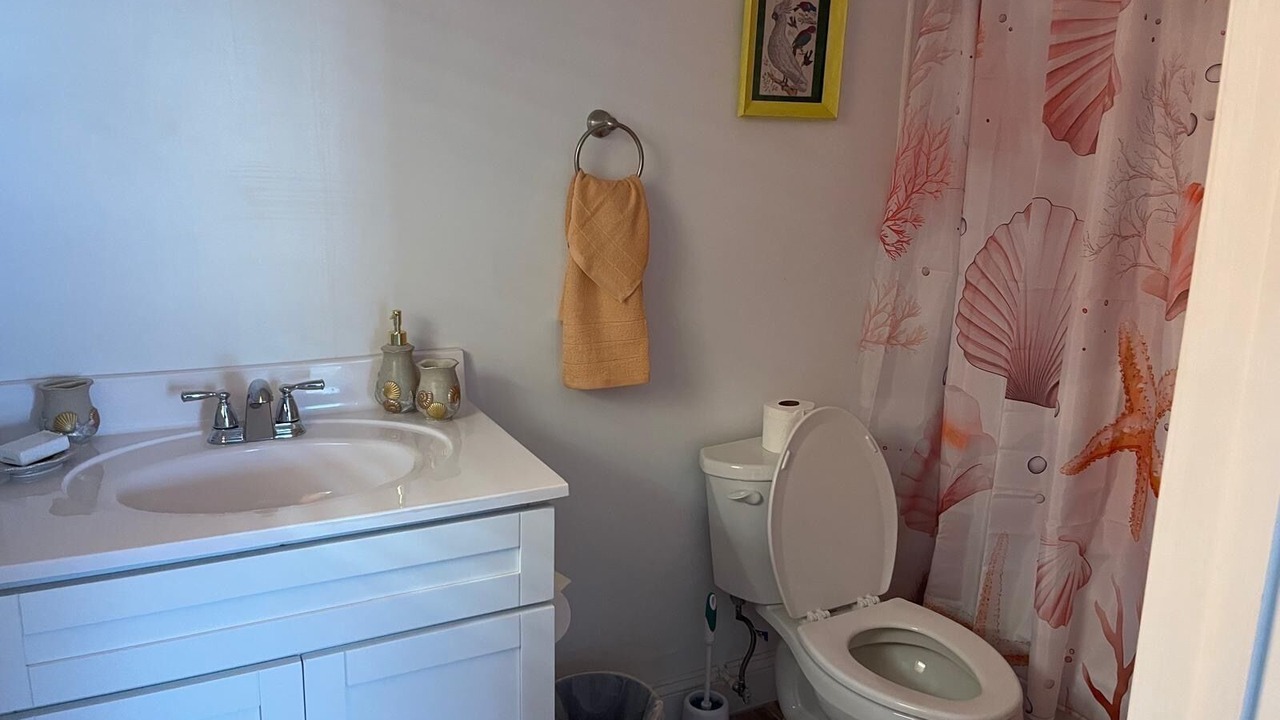 Photo of Bathroom in Treasure Cay