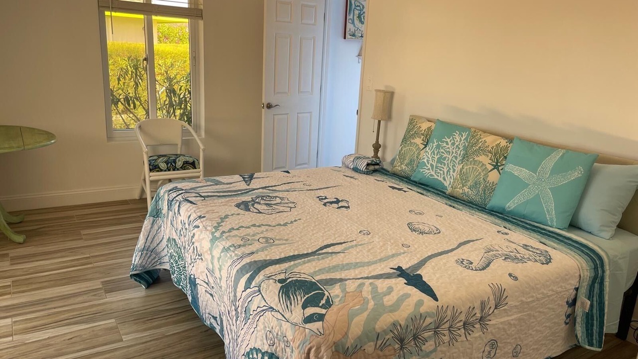 Photo of Bedroom in Treasure Cay