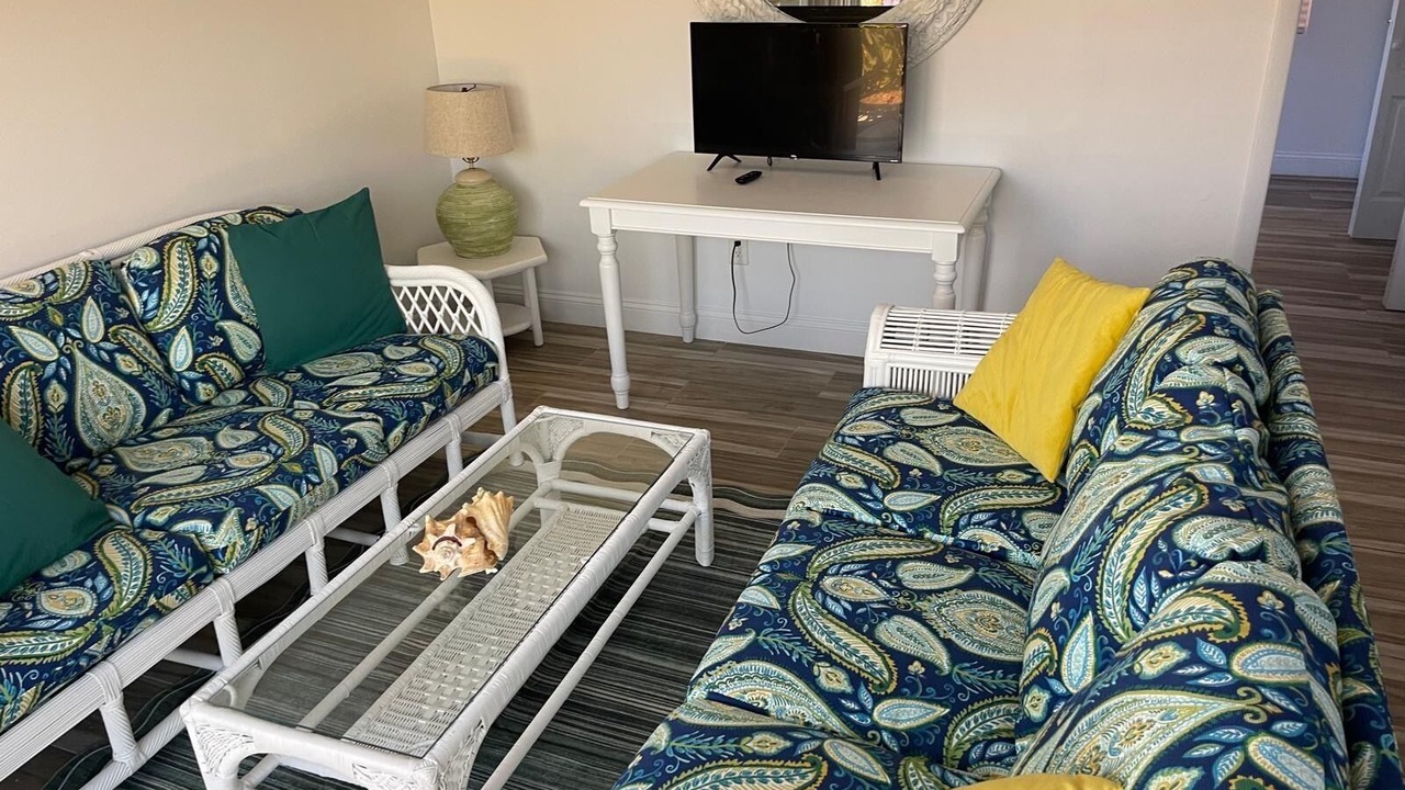 Photo of Livingroom in Treasure Cay