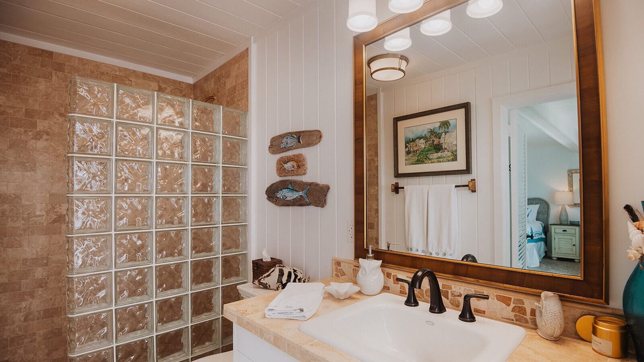 Photo of Bathroom in Hope Town