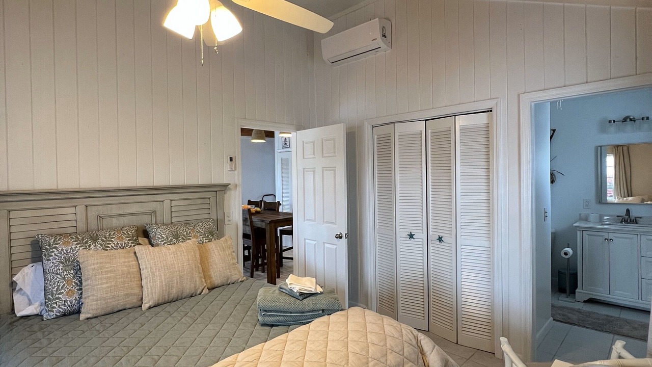Photo of Bedroom in Treasure Cay