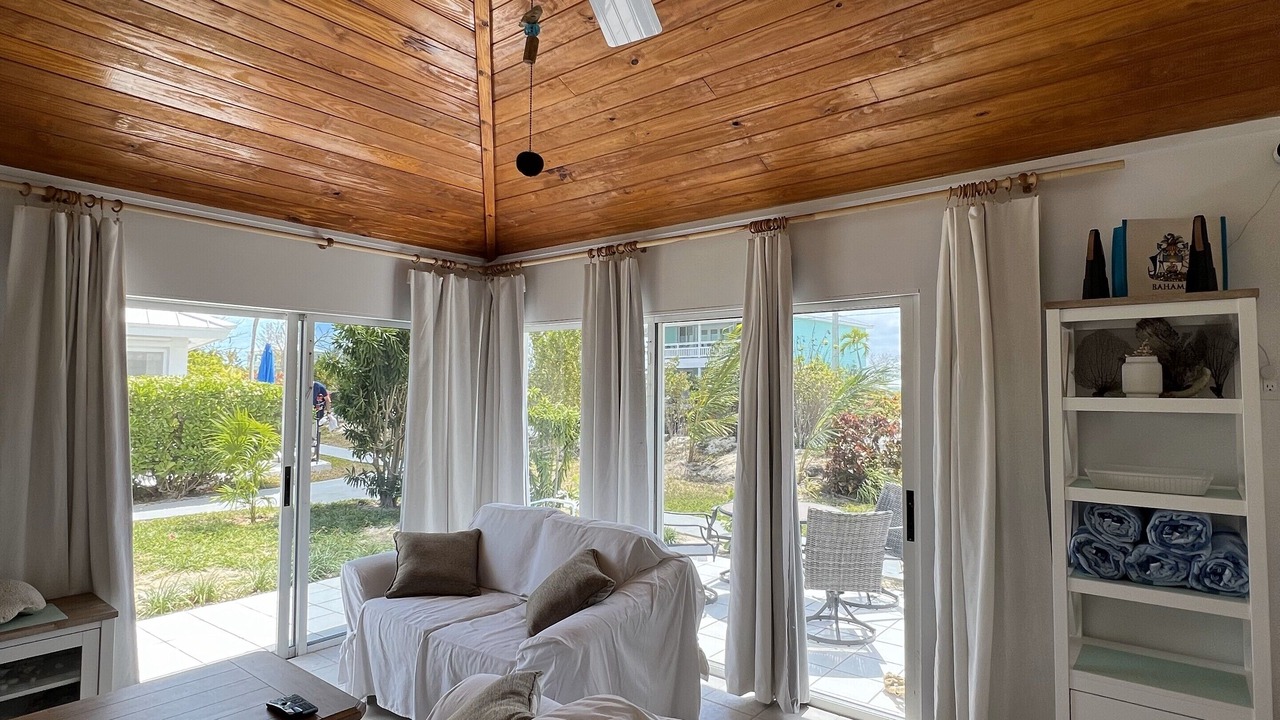 Photo of Livingroom in Treasure Cay