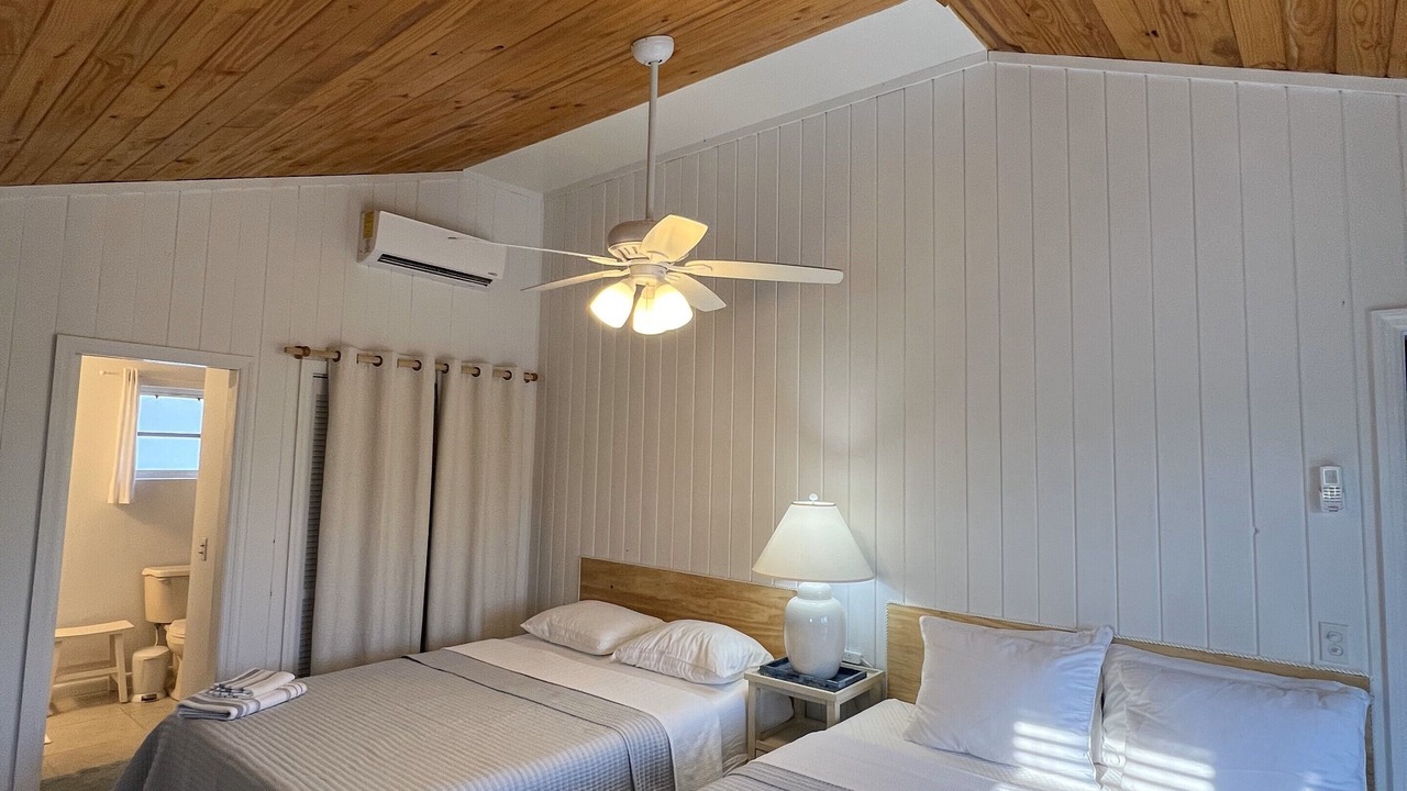 Photo of Bedroom in Treasure Cay