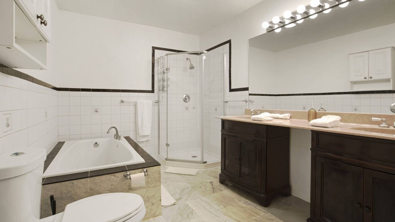 Photo of Bathroom in East Harlem