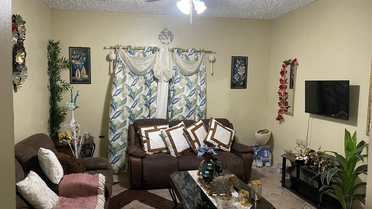 Photo of Livingroom in Saint Andrew