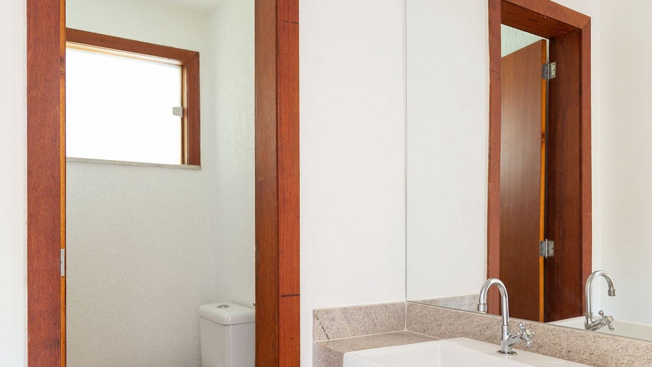 Photo of Bathroom in Praia Rasa