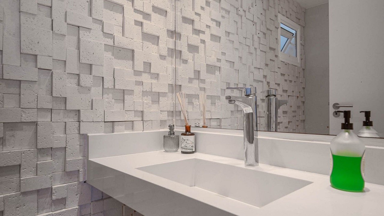 Photo of Bathroom in Praia Rasa
