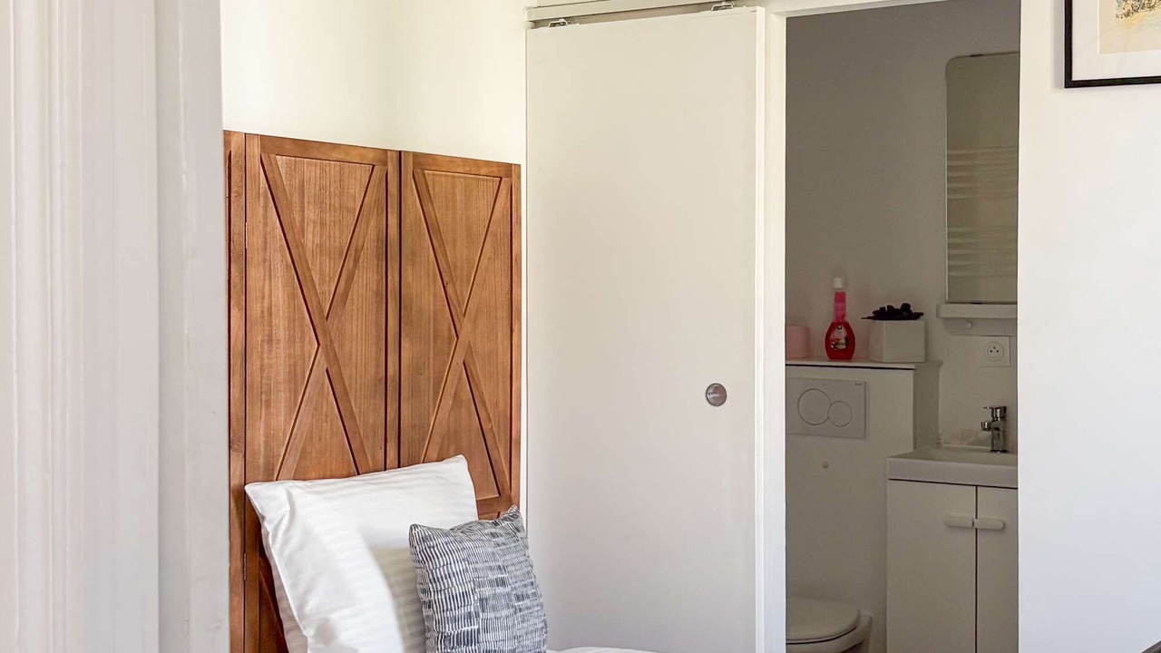 Photo of Bedroom in Sceaux