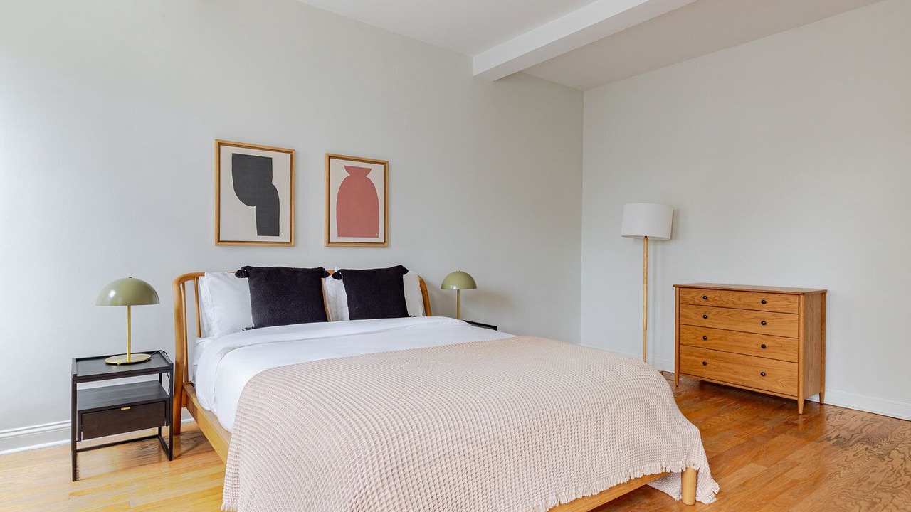 Photo of Bedroom in Sutton Place