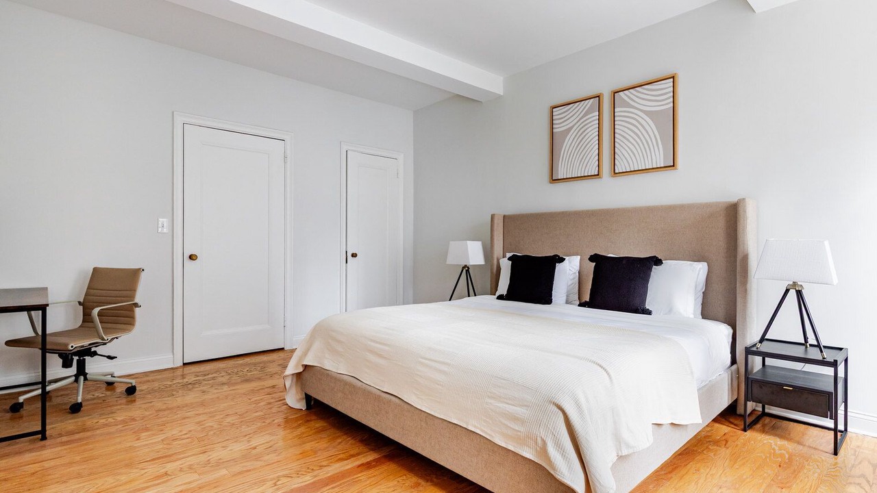 Photo of Bedroom in Sutton Place