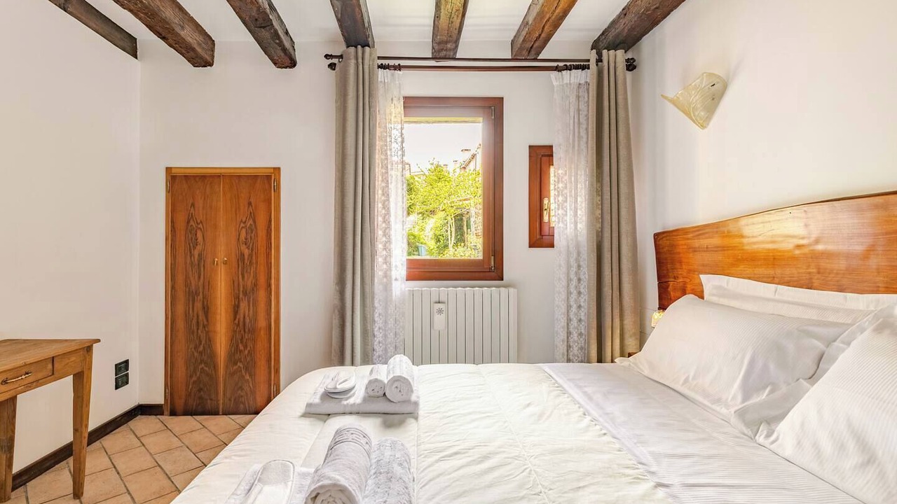 Photo of Bedroom in Longa