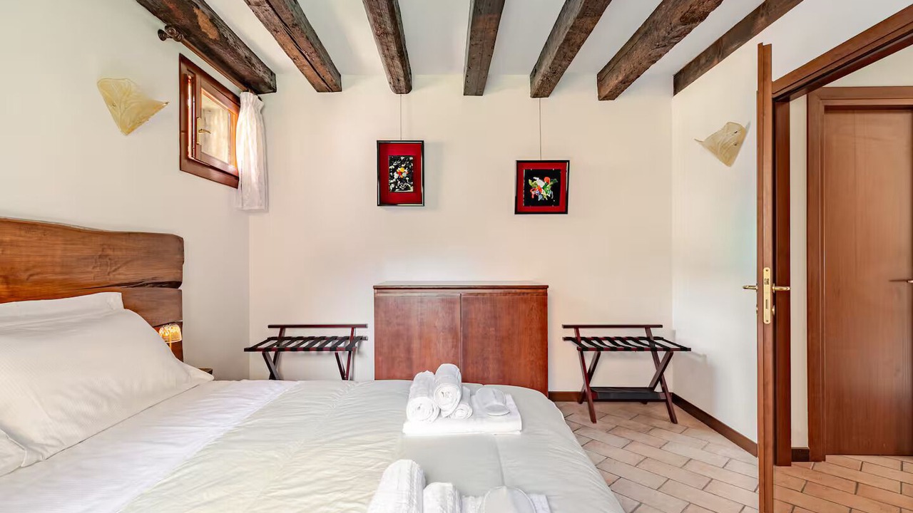 Photo of Bedroom in Longa
