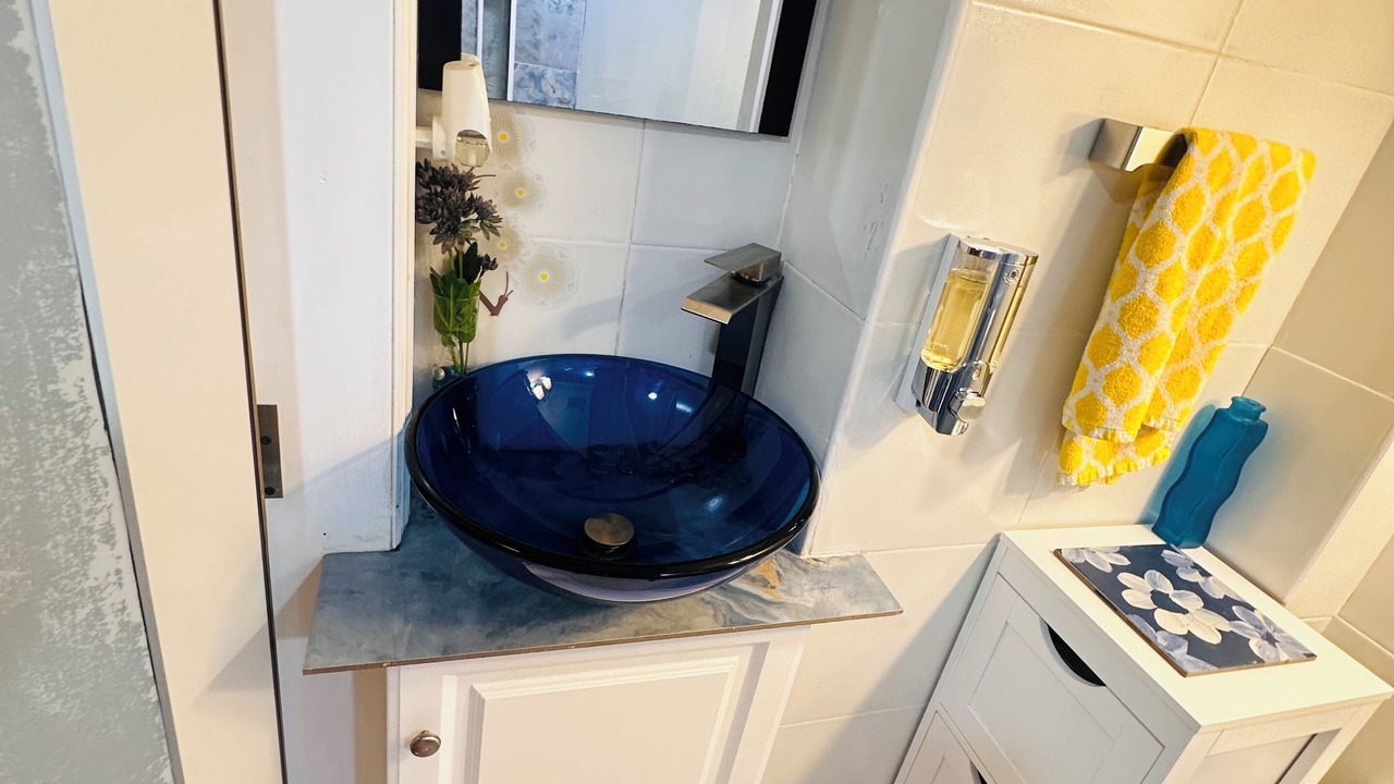 Photo of Bathroom in Canarsie