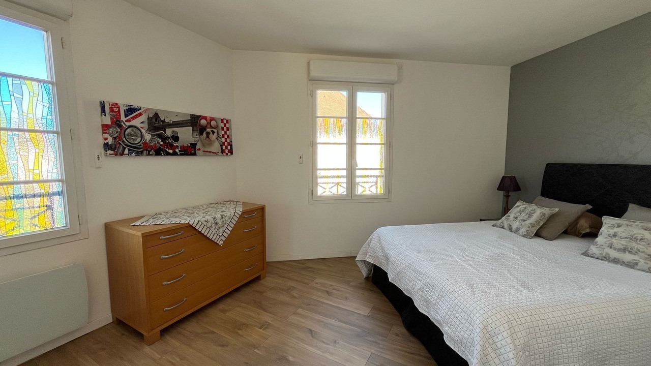Photo of Bedroom in Magny-le-Hongre