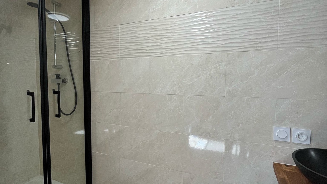 Photo of Bathroom in Magny-le-Hongre